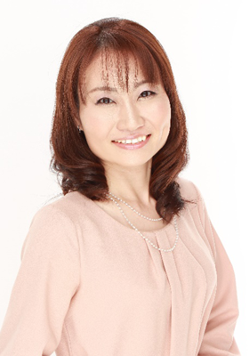 女性司会者 清水 麻衣